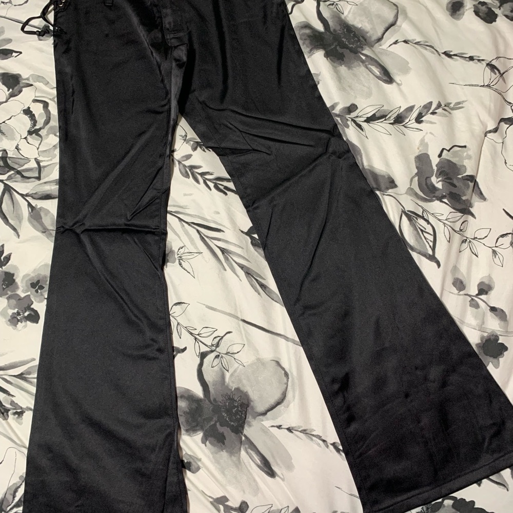 Zana Di black bell bottoms. (Juniors)